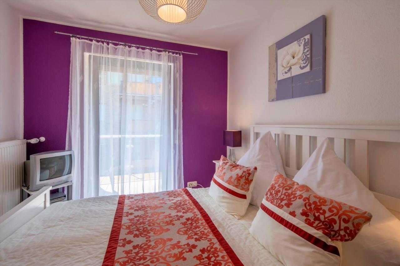 Ferienwohnung Seeblick ชาลเคินเมียเฮิน ภายนอก รูปภาพ