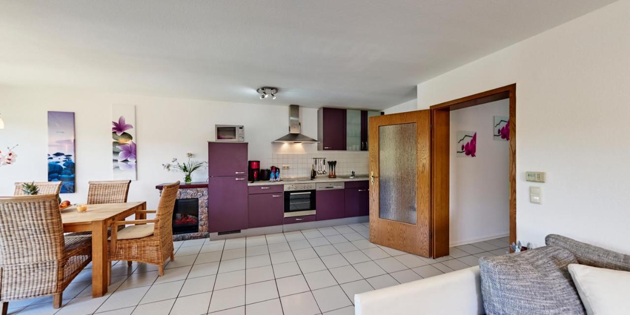 Ferienwohnung Seeblick ชาลเคินเมียเฮิน ภายนอก รูปภาพ