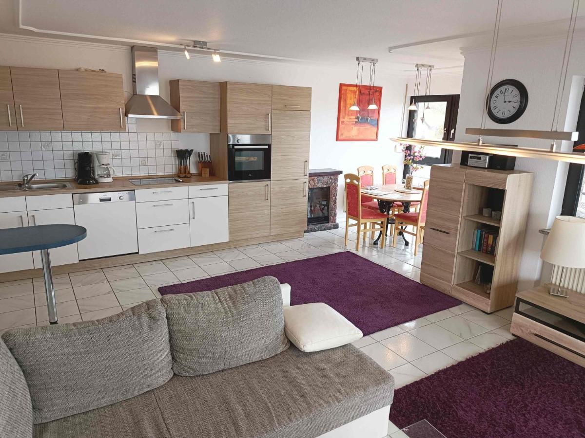 Ferienwohnung Seeblick ชาลเคินเมียเฮิน ภายนอก รูปภาพ