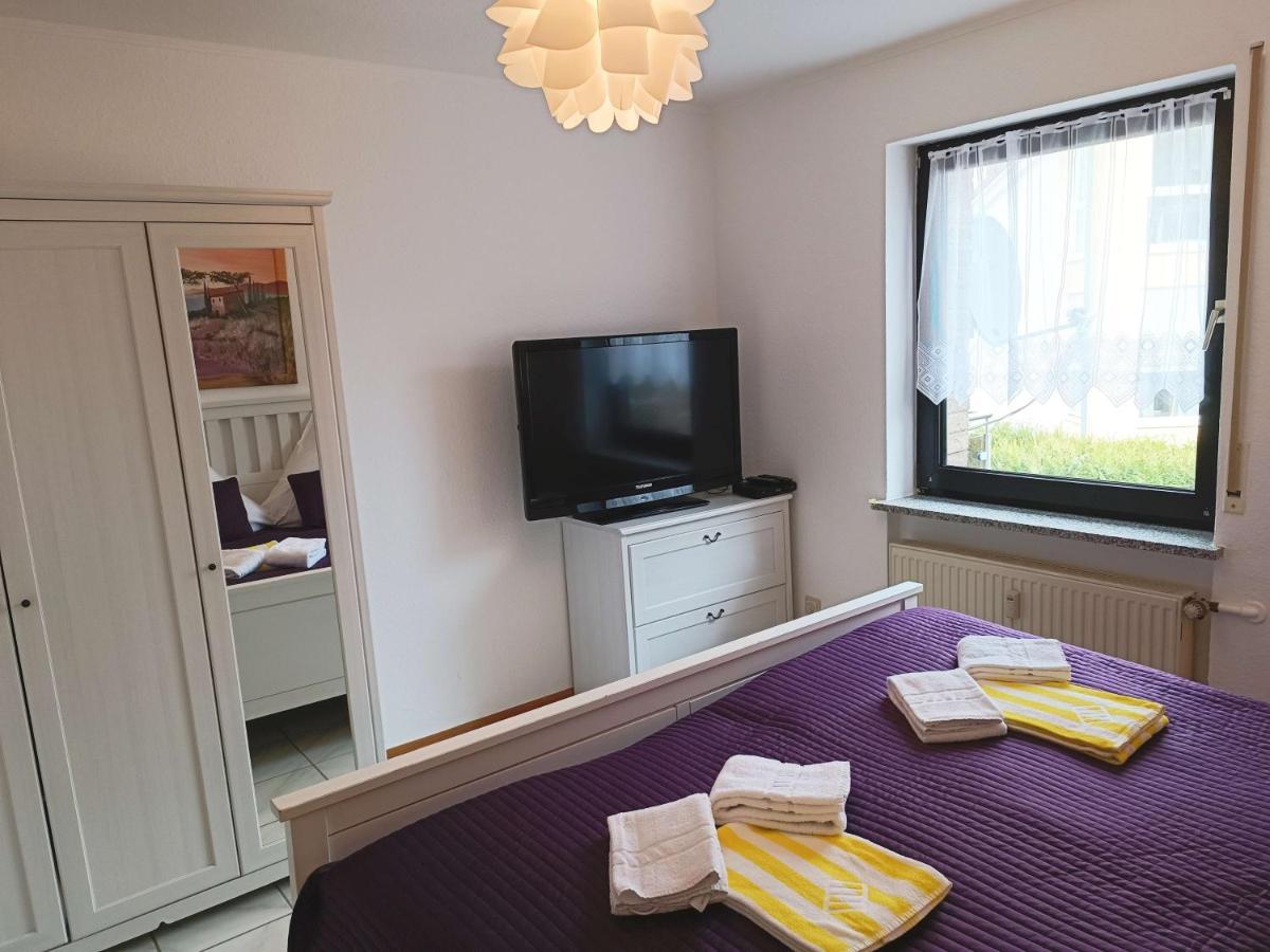 Ferienwohnung Seeblick ชาลเคินเมียเฮิน ภายนอก รูปภาพ